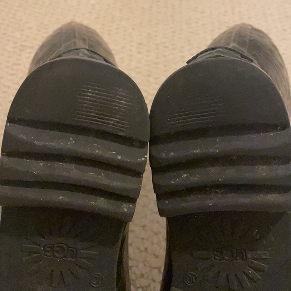 Ugg Rainboots! - Picture 9 of 11